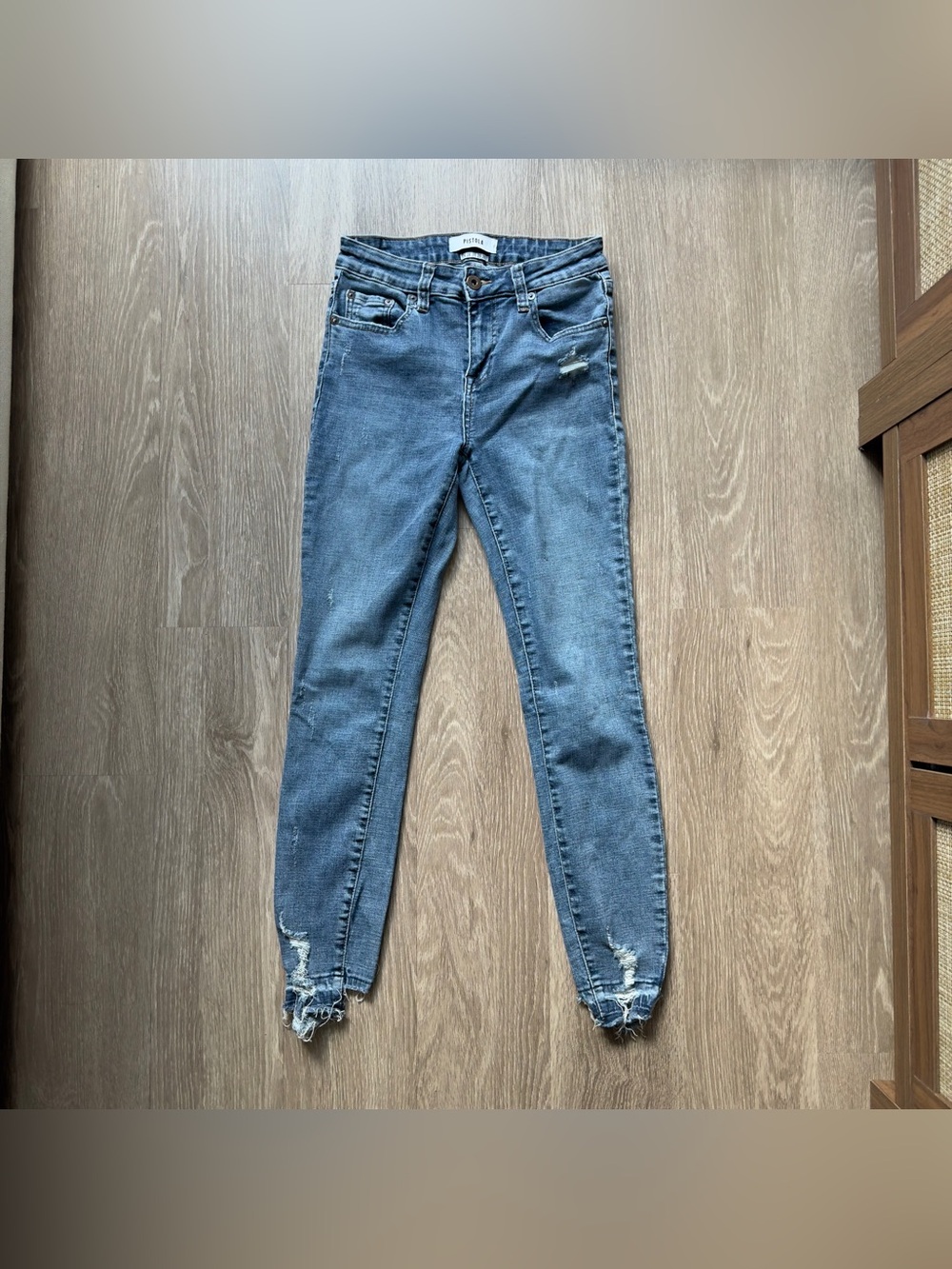 Revolve Pistola Jean (Size 26)